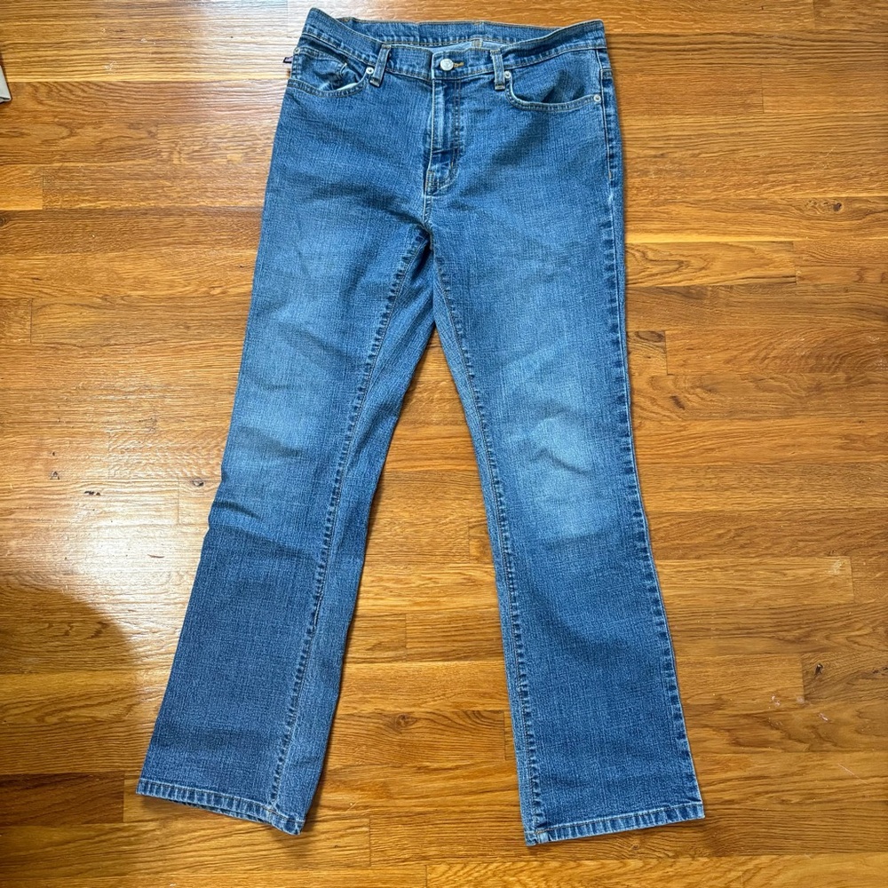 Used Ralph Lauren Women’s Classic Bootcut Jeans. Size 10.